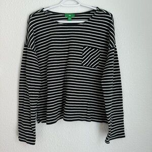 Dip black and white stripe long sleeve shirt with front pocket, size L / XL